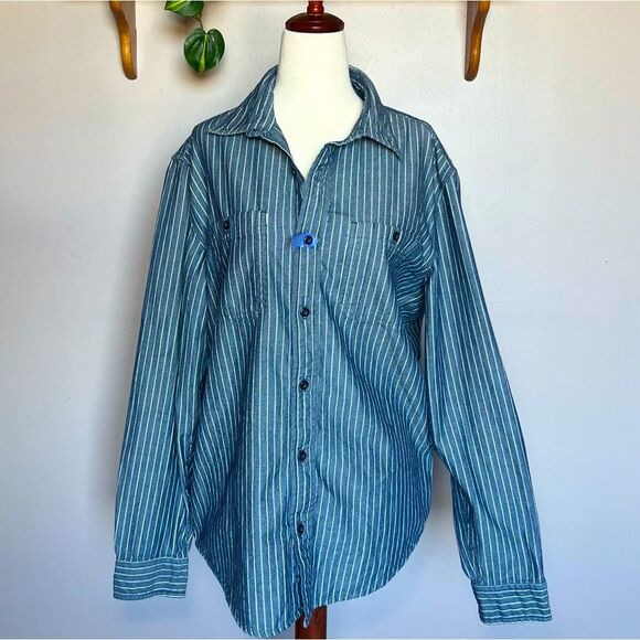 NWOT LL Bean Slightly Fitted Button Down Navy Blue Shirt with Pinstripes Medium - Picture 1 of 7
